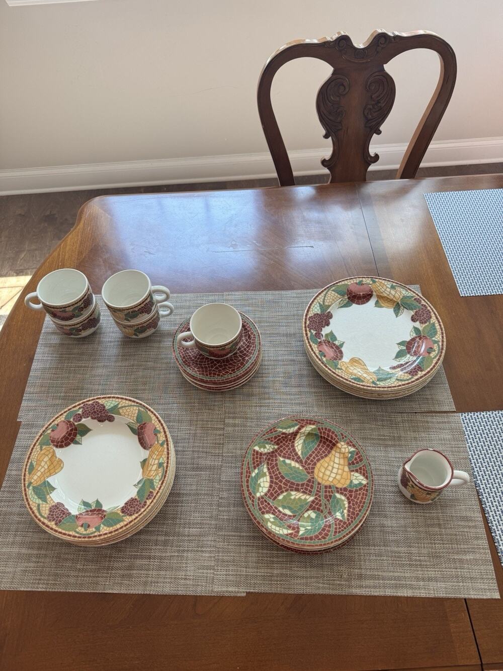 Pier 1 Imports Italy Mosaic Fruit Five Set Of 5 Place Settings 10 1/2 Inch Plate